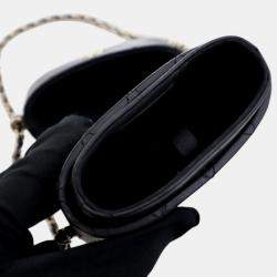 Pre Owned Chanel Black CC Quilted Lambskin Chain Around Phone Holder