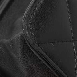 Pre Owned Chanel Black Quilted Leather CC Wallet On Chain