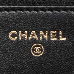 Pre Owned Chanel Black Quilted Leather CC Wallet On Chain
