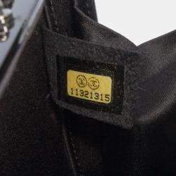 Pre Owned Chanel Black Woven Velvet and Resin Box Clutch with Chain