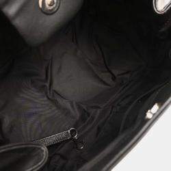 Pre Owned Chanel Black Calfskin Canvas Shoulder Bag