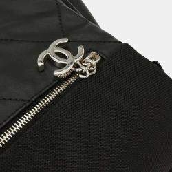 Pre Owned Chanel Black Calfskin Canvas Shoulder Bag