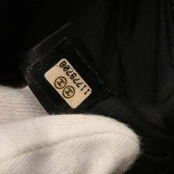 Pre Owned Chanel Black Calfskin Canvas Shoulder Bag