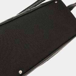 Pre Owned Chanel Black Calfskin Canvas Shoulder Bag