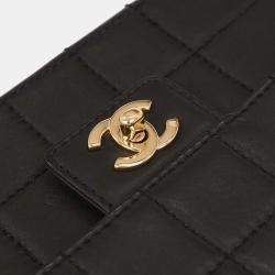 Pre Owned Chanel Black Calfskin Choco Bar Shoulder Bag