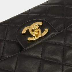 Pre Owned Chanel Black Lambskin Mini Classic Square Flap Shoulder Bag
