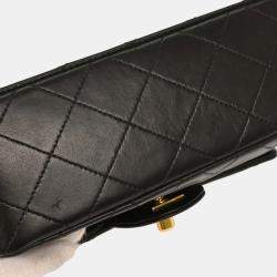 Pre Owned Chanel Black Lambskin Mini Classic Square Flap Shoulder Bag