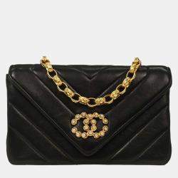 Pre Owned Chanel Black Lambskin Chevron Shoulder Bag