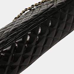 Pre Owned Chanel Black Patent Leather Shoulder Bag