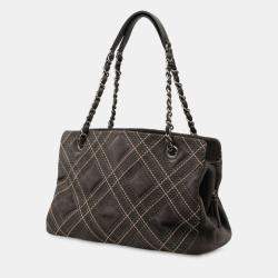 Pre Owned Chanel Grey Paris Edinburgh Wild Stitch Suede Saltire Shoulder Bag
