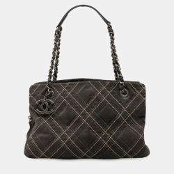 Pre Owned Chanel Grey Paris Edinburgh Wild Stitch Suede Saltire Shoulder Bag