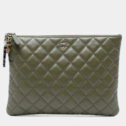 Pre Owned Chanel Green Medium Quilted Lambskin Cuba La Habana O Case Clutch