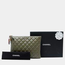 Pre Owned Chanel Green Medium Quilted Lambskin Cuba La Habana O Case Clutch