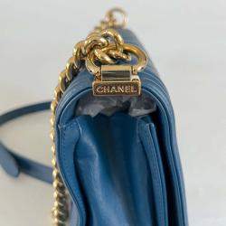 Pre Owned Chanel blue chevron quilted le boy new medium bag