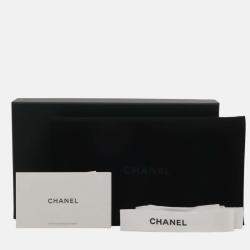 Pre Owned Chanel Gold Quilted Metallic Lambskin Round Clip On Coin Purse and Airpods Case