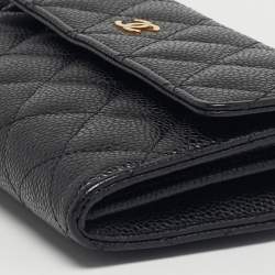 Pre Owned Chanel Black Quilted Caviar Leather Classic Flap Wallet