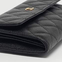 Pre Owned Chanel Black Quilted Caviar Leather Classic Flap Wallet