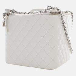 Pre Owned Chanel White Large Quilted Lambskin Top Handle Jewelry Box With Chain