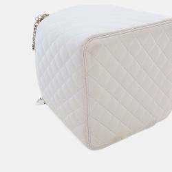 Pre Owned Chanel White Large Quilted Lambskin Top Handle Jewelry Box With Chain