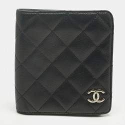 Pre Owned Chanel Black Quilted Leather CC Bifold Wallet