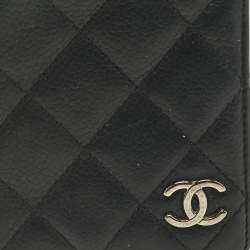 Pre Owned Chanel Black Quilted Leather CC Bifold Wallet