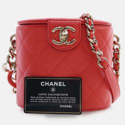 Pre Owned Chanel Red Small Quilted Lambskin Resin Elegant Chain Tubular Vanity Case