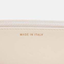 Pre Owned Chanel White Quilted Caviar Boy Wallet on Chain