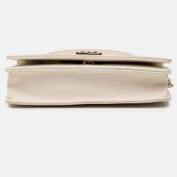 Pre Owned Chanel White Quilted Caviar Boy Wallet on Chain