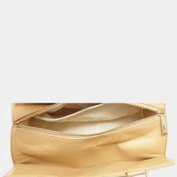 Pre Owned Chanel Beige Leather Vintage Chocolate Bar Drum Bag