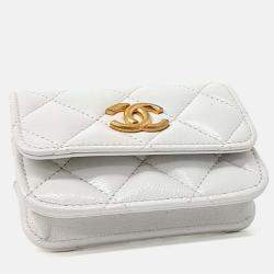 Pre Owned Chanel White Leather belt bag