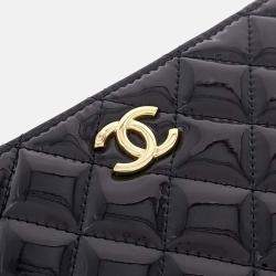 Pre Owned Chanel Black Patent Leather patent pouch