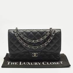 Pre Owned Chanel Black Quilted Caviar Leather Jumbo Classic Double Flap Bag