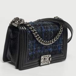Pre Owned Chanel Black/Blue Quilted Patent Leather and Tweed Medium Boy Flap Bag