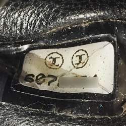 Pre Owned Chanel Black Quilted Caviar Leather Medallion Tote