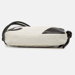 Pre Owned Chanel White Lambskin Cambon Ligne Pochette