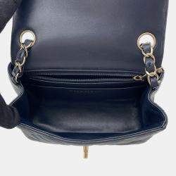 Pre Owned Chanel Matelasse Single Flap Chain Shoulder Navy Lambskin Size 17