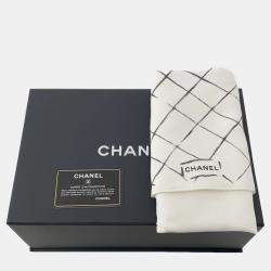 Pre Owned Chanel Matelasse W Flap Chain shoulder Bag Black Caviar Leather Size 25