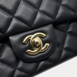 Pre Owned Chanel Mini Matelasse Chain shoulder Bag Black Lambskin Size 20