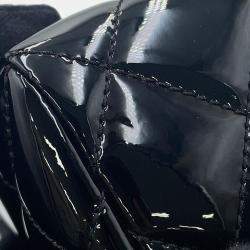 Pre Owned Chanel Matelasse Chain shoulder Bag Black Patent Leather Leather Size 25