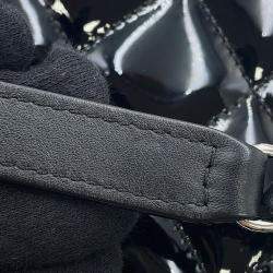 Pre Owned Chanel Matelasse Chain shoulder Bag Black Patent Leather Leather Size 25