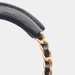 Pre Owned Chanel Matelasse Loop Handle Shoulder Crossbody Bag Calf Leather Black