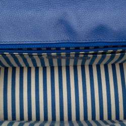 مملوكة مسبقًا حقيبة شانيال زرقاء متوسطة سي سي بشيفرون جلد العجل بقلاّب مغلف