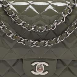 مملوكة مسبقًا Chanel Classic Double Flap Medium Patent Leather Flap Bag