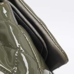 مملوكة مسبقًا Chanel Classic Double Flap Medium Patent Leather Flap Bag