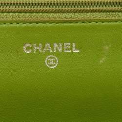 Pre Owned محفظة شانييل سلسلة بحرف سي بحزام جلد أخضر مبطن لامع