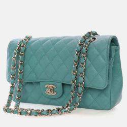 مملوكة مسبقًا حقيبة شانيل كلاسيكية مزدوجة الغطاء متوسطة جلد كافيار أزرق/أخضر
