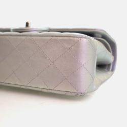 مملوكة مسبقًا حقيبة شانيل "كلاسيك دبل فلاب" جلد خروف صغيرة