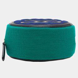 مملوكة مسبقًا حقيبة شانيل مستديرة كروس بودي قماش جيرسي ثلاثية الألوان أزرق أخضر CC فيليجري