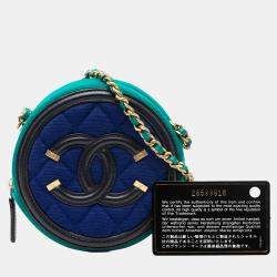 مملوكة مسبقًا حقيبة شانيل مستديرة كروس بودي قماش جيرسي ثلاثية الألوان أزرق أخضر CC فيليجري