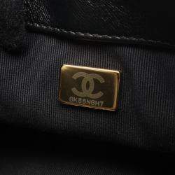 مملوكة مسبقًا Chanel Matelasse Black Leather Shoulder Bag